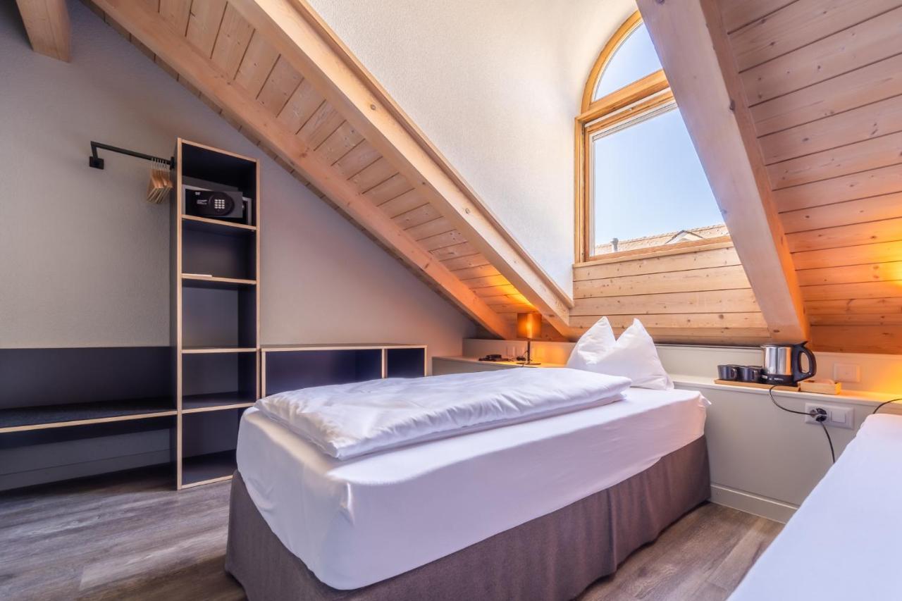 The By The Hey Hotel 3*